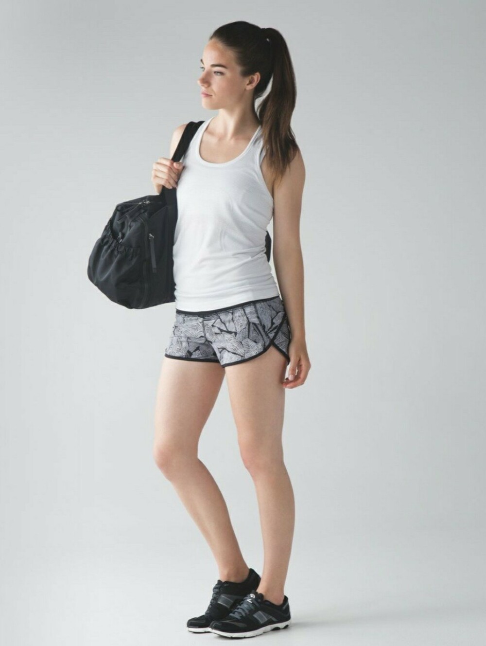 Lululemon Speed Short - Dottie Tribe White Black / Black - Sz 8 ( Inseam 2.5" )